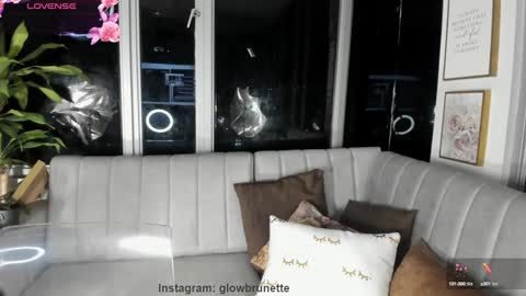 Mara online show from February 2025 10:41:01 AM