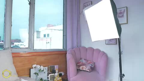 Mara online show from November 2025 12:16:02 PM