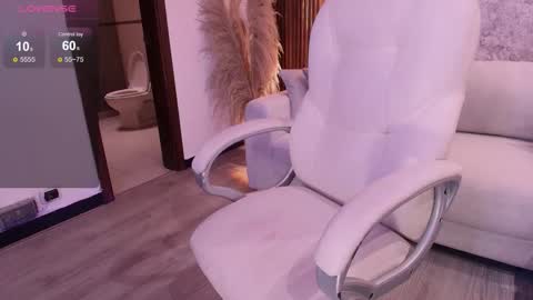 Snapshot of megann_williamss chatting on November 2025 08:30:02 PM Megan online show from November 2025 08:30:02 PM