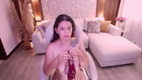 Snapshot of megann_williamss chatting on November 2025 07:35:01 PM Megan online show from November 2025 07:35:01 PM