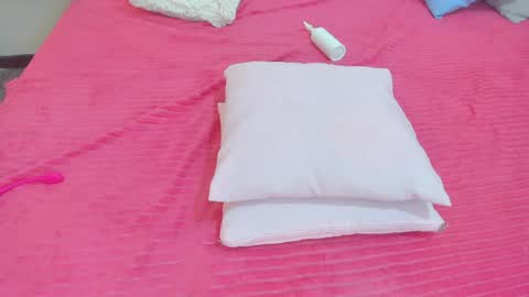 Megan Queen online show from April 2026 01:41:01 PM