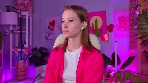 Snapshot of meganrodgers chatting on June 2026 05:35:01 PM megan online show from June 2026 05:35:01 PM