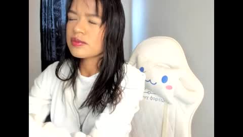 Megan online show from June 2026 12:20:02 PM