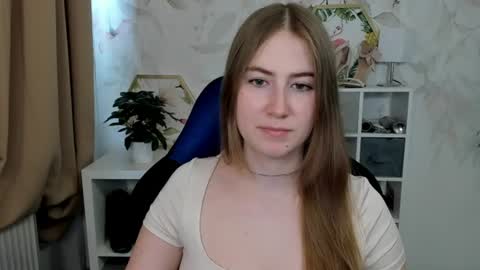 Snapshot of meganx_candy chatting on July 2026 11:24:02 AM Megan online show from July 2026 11:24:02 AM