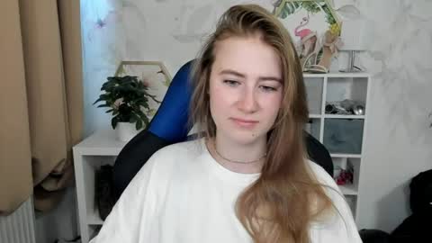 Snapshot of meganx_candy chatting on July 2026 05:36:01 AM Megan online show from July 2026 05:36:01 AM