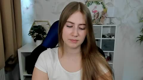 Snapshot of meganx_candy chatting on July 2026 12:19:02 PM Megan online show from July 2026 12:19:02 PM