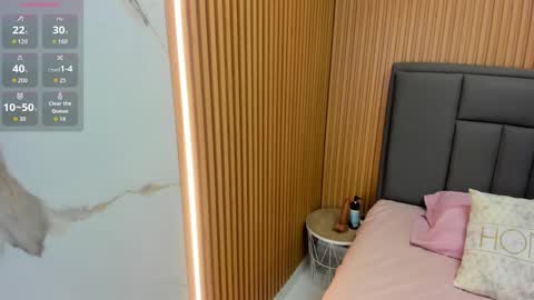 M E G A N  online show from November 2025 02:50:02 AM