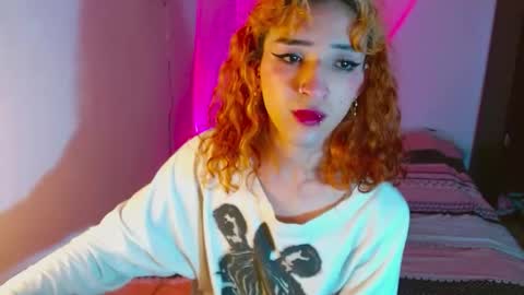 Snapshot of meghan_devil_ chatting on September 2025 06:15:02 AM meghan_devil_ online show from September 2025 06:15:02 AM