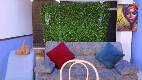 Mei online show from November 2025 11:43:02 AM