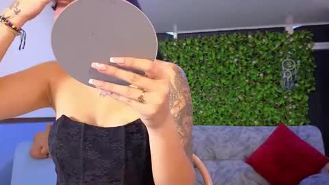 Mei online show from December 2025 10:53:01 AM