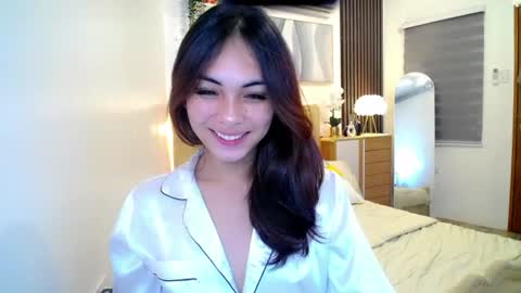 Snapshot of meiluxe chatting on June 2026 05:38:02 PM meiluxe online show from June 2026 05:38:02 PM