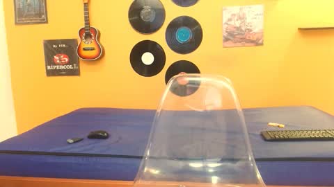 MEIS online show from September 2025 02:24:02 AM