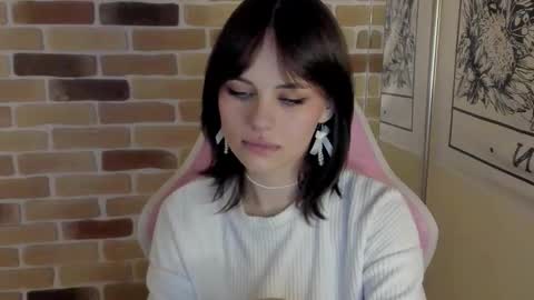 Snapshot of mekepo chatting on November 2025 03:25:02 PM Katie Payne online show from November 2025 03:25:02 PM