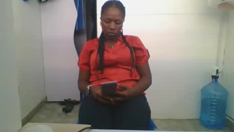 pretty online show from March 2025 01:20:01 PM