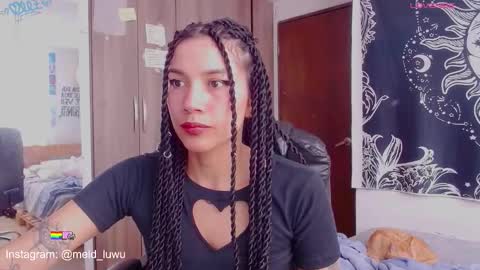 Melissa  -  -  Please help me to reach 100 thumbs up online show from March 2026 09:43:01 PM