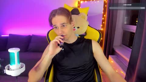 MelKallen online show from September 2025 04:54:01 PM