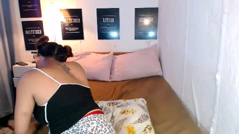 Snapshot of mel_rai14 chatting on July 2026 04:26:01 AM mel_rai14 online show from July 2026 04:26:01 AM
