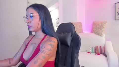 Snapshot of melan_owen chatting on May 2026 10:54:02 AM melan_owen online show from May 2026 10:54:02 AM