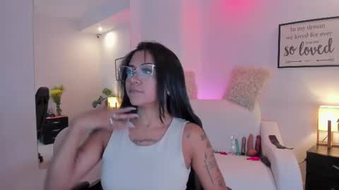 Snapshot of melan_owen chatting on July 2026 06:48:01 PM melan_owen online show from July 2026 06:48:01 PM