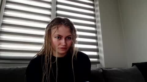 Snapshot of melani_a chatting on February 2025 11:01:02 AM Melania online show from February 2025 11:01:02 AM