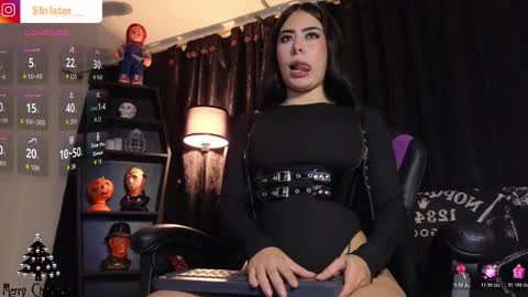 Snapshot of melanie_nyx chatting on December 2025 02:41:02 AM Mel online show from December 2025 02:41:02 AM