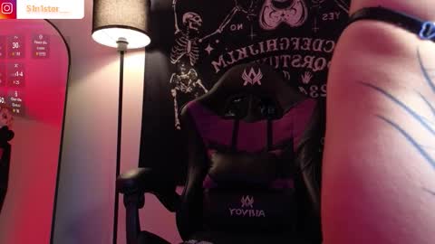 Snapshot of melanie_nyx chatting on February 2026 02:15:01 AM Mel online show from February 2026 02:15:01 AM