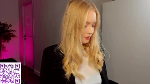 Snapshot of melanie_ryer chatting on September 2025 08:05:01 AM Melanie online show from September 2025 08:05:01 AM