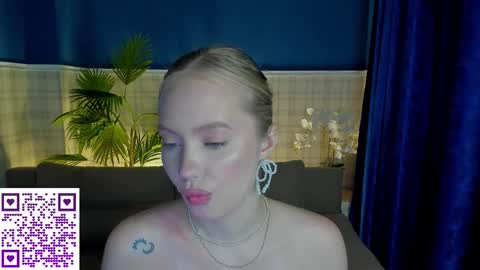 Snapshot of melanie_ryer chatting on September 2025 06:28:02 AM Melanie online show from September 2025 06:28:02 AM