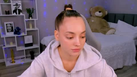 MelanieAlves online show from April 2026 02:44:02 PM