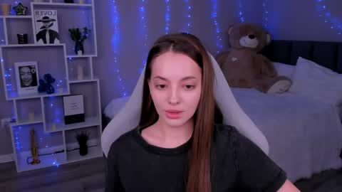 MelanieAlves online show from April 2026 03:05:01 PM