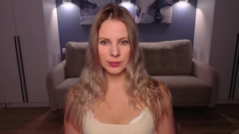 Melanie Bennett online show from February 2026 06:28:02 AM