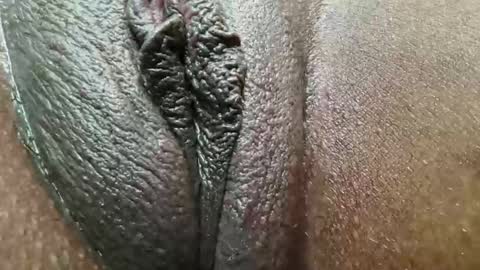 Snapshot of melanieeaura chatting on November 2025 08:52:02 PM melanie online show from November 2025 08:52:02 PM