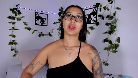 Snapshot of melanieecox chatting on September 2025 10:47:01 PM Melanie online show from September 2025 10:47:01 PM