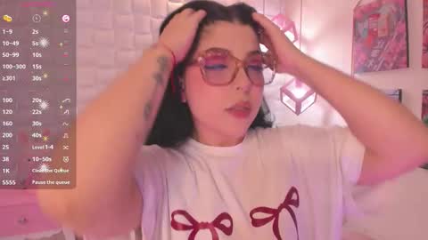 melaniegrayx online show from September 2025 02:17:02 PM