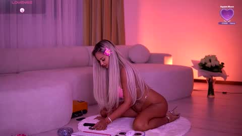 OF melanielexxx online show from March 2026 07:09:01 PM