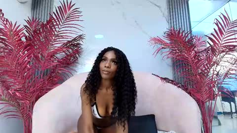 Snapshot of melaniepatton chatting on October 2025 02:13:01 PM Melanie online show from October 2025 02:13:01 PM