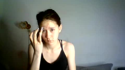 Snapshot of melaniepavan chatting on April 2026 05:16:01 AM Marry online show from April 2026 05:16:01 AM