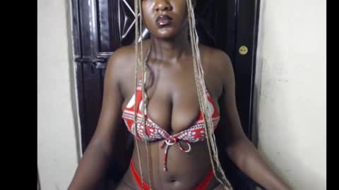 Bene online show from November 2025 03:22:02 PM