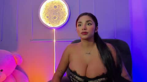 Snapshot of melanny_skies chatting on March 2025 09:27:02 PM Melanny online show from March 2025 09:27:02 PM