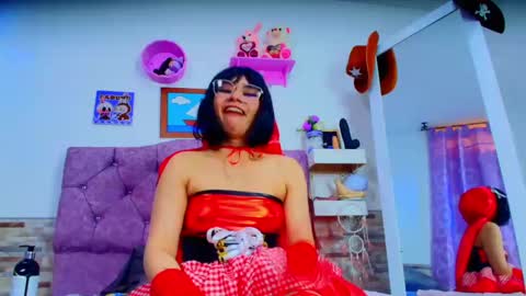 Melanny taylor online show from October 2025 08:39:02 PM