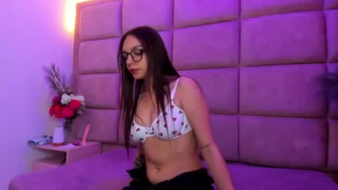 Melany online show from August 2026 12:40:02 PM