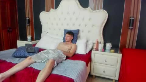 MelanyANDjacob online show from February 2026 08:16:01 PM