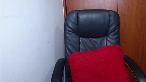 Snapshot of melika_sweet chatting on September 2025 04:54:01 PM eli online show from September 2025 04:54:01 PM