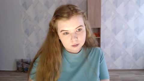 Snapshot of melina_beauty chatting on October 2025 09:06:02 AM Melina online show from October 2025 09:06:02 AM