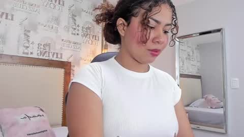 Snapshot of melinamartins chatting on January 2025 07:24:01 PM M E L I N A online show from January 2025 07:24:01 PM