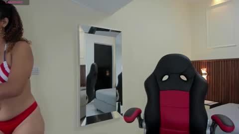 Snapshot of melinamartins chatting on October 2025 07:26:02 PM M E L I N A online show from October 2025 07:26:02 PM