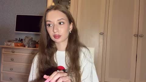 melinamayo online show from August 2026 05:15:01 PM