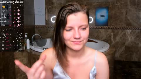 Melinda online show from February 2025 05:09:02 AM