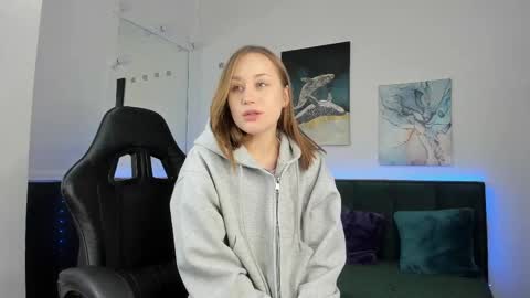 Hi I am Melissa online show from February 2026 02:53:01 AM