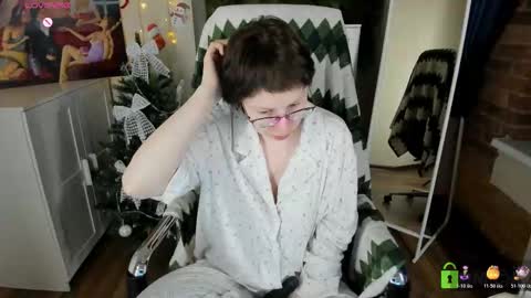 Melissa online show from December 2025 04:03:02 PM